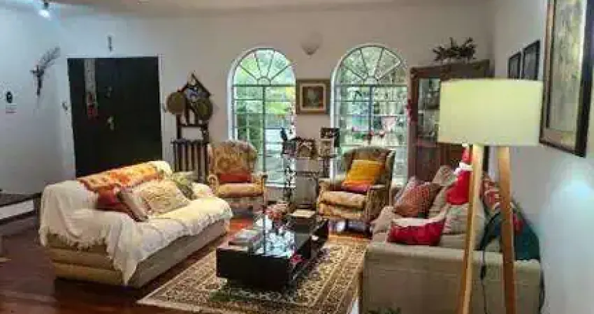 Sobrado à venda 3 quartos 1 suíte 2 vagas Nova Petrópolis - São Bernardo do Campo - SP