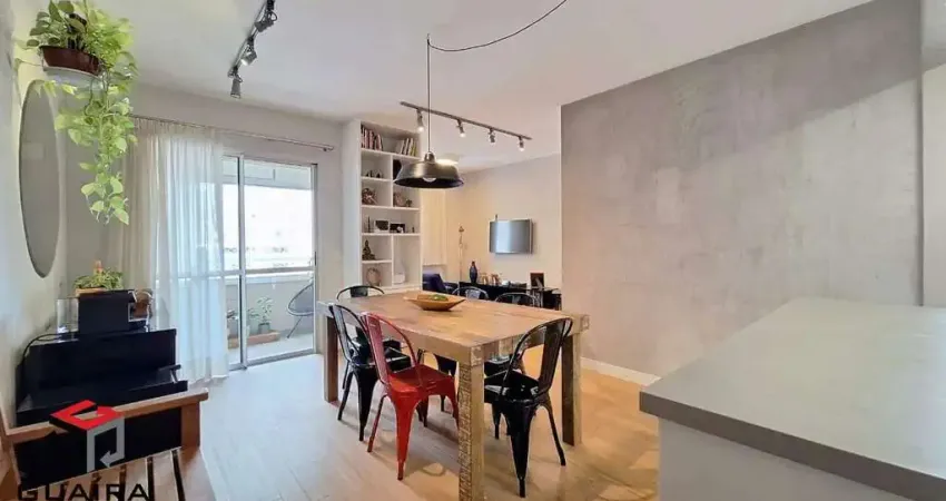 Apartamento 2 dormitorios, 1 suite e 1 vaga na Barra Funda 70m2