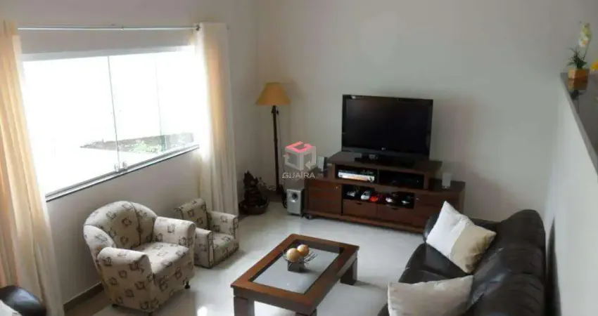 Sobrado à venda 3 quartos 1 suíte 4 vagas Santa Maria - Santo André - SP