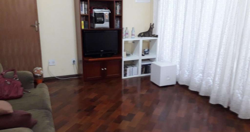 Casa à venda 3 quartos 1 suíte 6 vagas Rudge Ramos - São Bernardo do Campo - SP