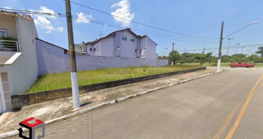 Terreno com 428 m² localizado no Parque dos Pássaros em São Bernardo do Campo - SP.