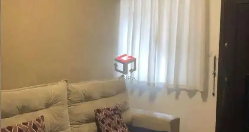 Casa/Terreno com 300m² localizado na Vila Rica em Santo André- SP.