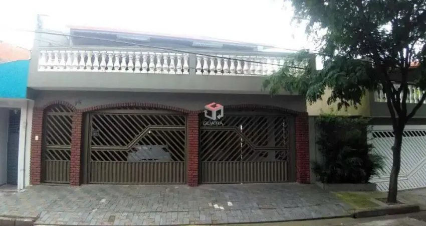 Sobrado à venda 4 quartos 1 suíte 3 vagas Gerassi - Santo André - SP