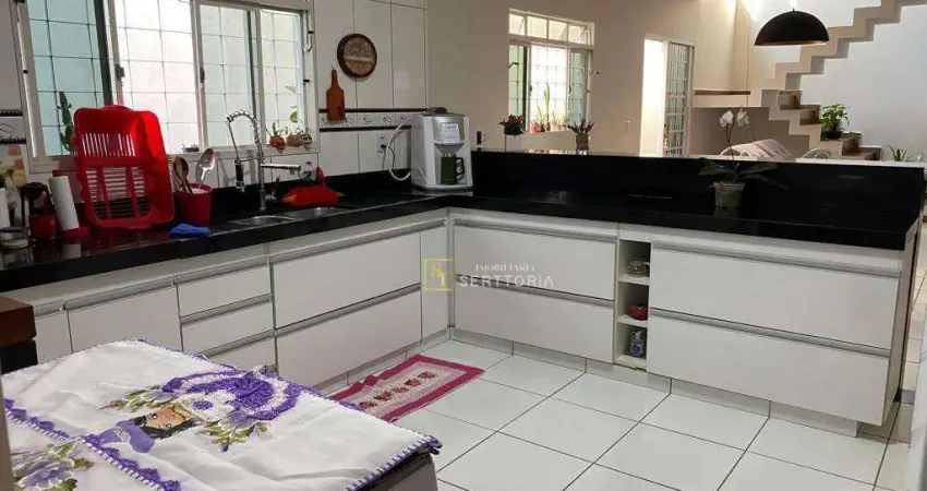 Casa com 4 quartos à venda na Rua Adail Silvestre, 120, Jardim Interlagos, Hortolândia