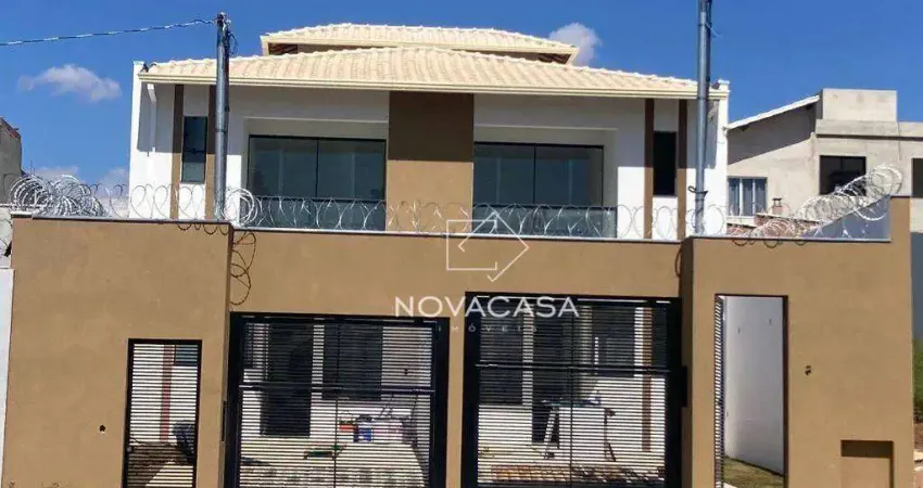 Casa à venda, 112 m² por R$ 600.000,00 - Liberdade - Santa Luzia/MG
