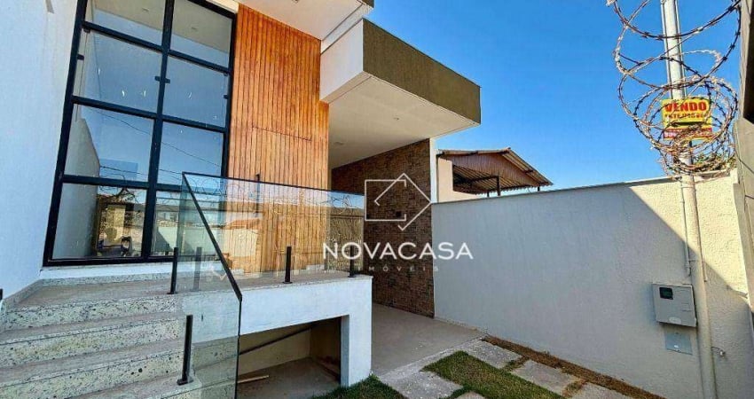 Casa com 3 dormitórios à venda, 103 m² por R$ 750.000,00 - Minascaixa - Belo Horizonte/MG