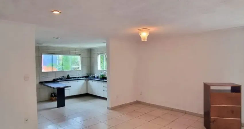 Casa a venda em condomínio em suzano, com excelente infraestrutura