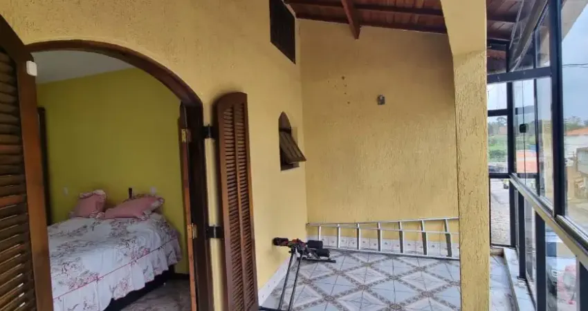 Casa a venda em suzano, fica há 2 minutos da rodovia indio tibiriçá