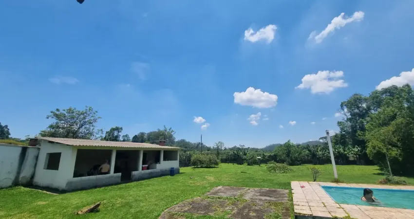 Chácara a venda 1.480m2 100% plaina, excelente localização, ideal para moradia ou lazer