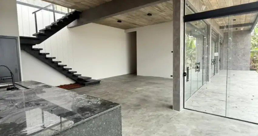 Oportunidade para investimento ou moradia, imóvel abaixo do valor de mercado