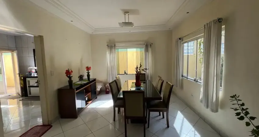 Casa com 3 quartos à venda na Rua Carl Willian Cooper, Vila Amorim, Suzano