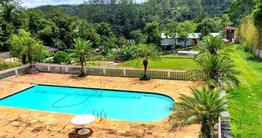 Chácara a venda em Ouro Fino Paulista, em excelente localização e topografia