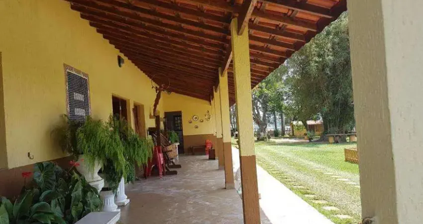 Sitio a venda em suzano, com vista para a represa, fica há 15 minutos do centro