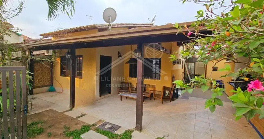 Casa para Locação em Niterói, VÁRZEA DAS MOÇAS, 2 dormitórios, 1 suíte, 2 banheiros, 1 vaga