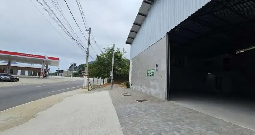 Barracão / Galpão / Depósito para alugar na Avenida Gilberto Carvalho, 32, Calaboca (Inoã), Maricá