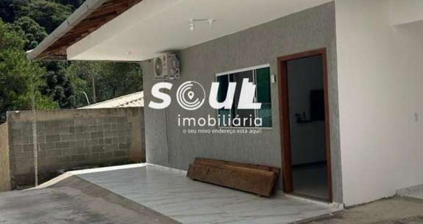 Casa para Venda em Teresópolis, Albuquerque, 3 dormitórios, 1 suíte, 2 banheiros, 4 vagas