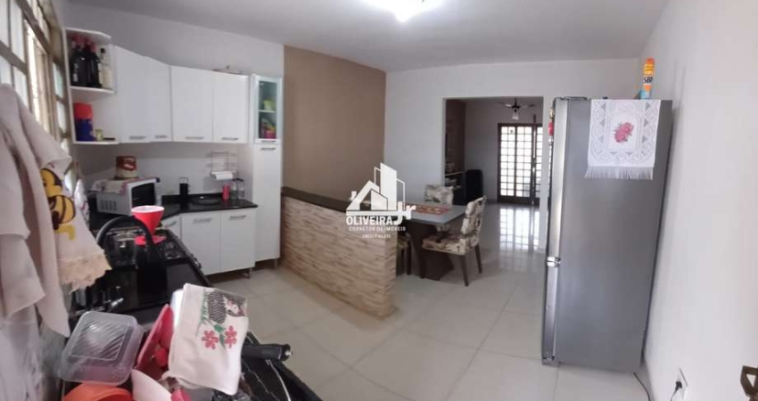 Casa com 3 quartos à venda no Leonor, Londrina 