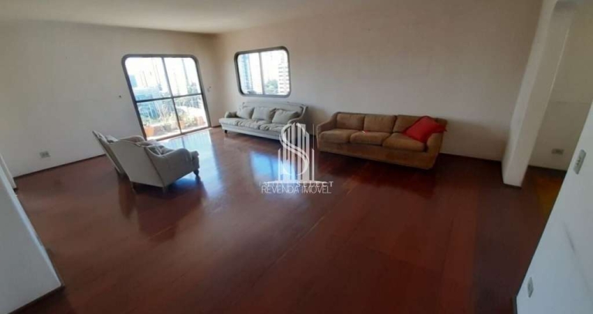 Apartamento a venda no Piaza Navona no Campo Belo de 4 dormitórios com 4 vagas em 301m² Apartamento