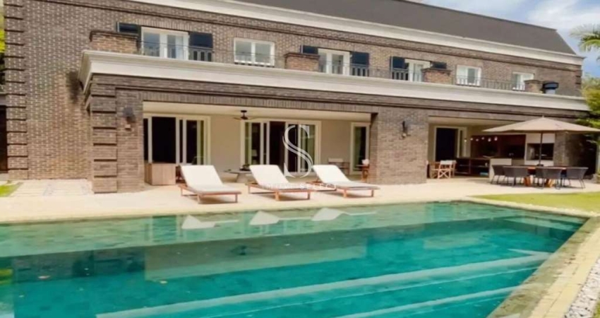 Casa na Cidade Jardim de 1.186m² com 5 suítes, 7 banheiros e 7 vagas de garagem a Venda