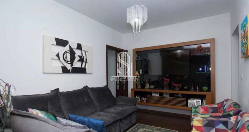 CASA RESIDENCIAL DE 183M²  POSSUINDO 7 DORMITÓRIOS ( 4 SUÍTES ), E 3 VAGAS Á VENDA NA REGIÃO DA LAPA