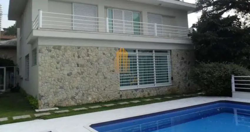 Casa Sobrado à venda no Pacaembú de 740m² com 4 dormitórios sendo 3 suítes e 9 vagas de garagem Casa
