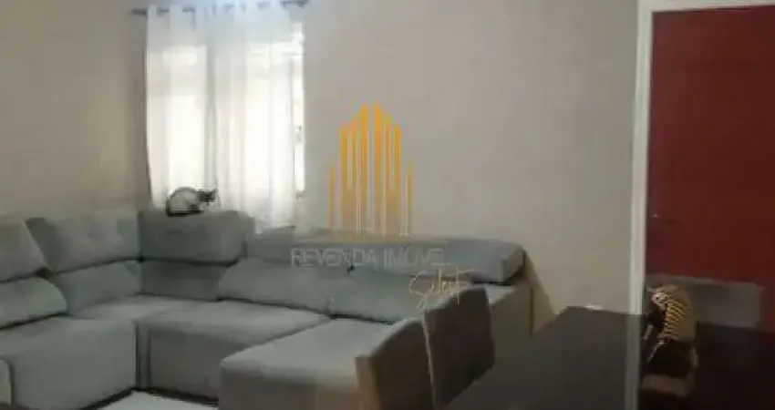 Casa Sobrado à venda no Ipiranga de 219m² com 3 dormitórios e 3 vagas de garagem Casa Sobrado à vend