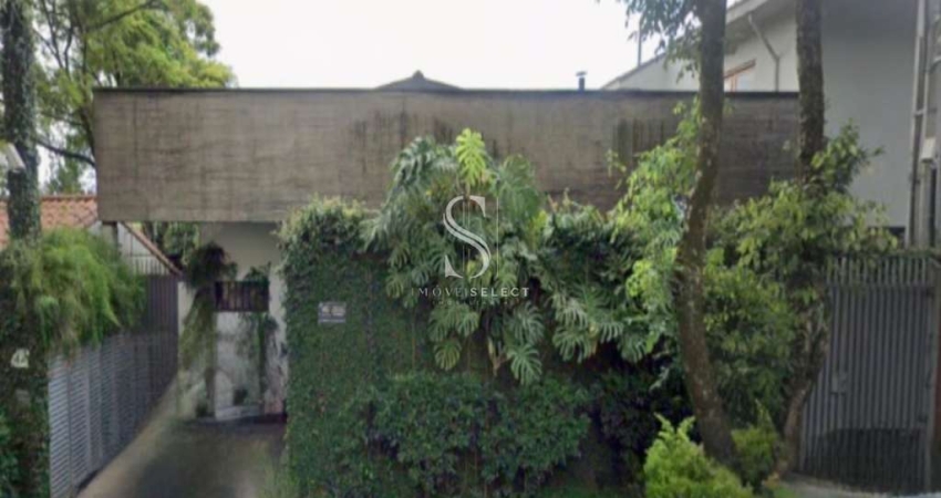 Casa á venda no Pacaembu - com 264m² 3 Quartos, 2 suites, 4 banheiros, 4 vagas