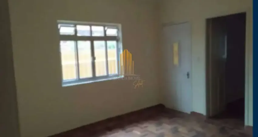 JABAQUARA - CASA ASSOBRADADA DE 300m² COM 4 QUARTOS, 2 BANHEIROS E 2 VAGAS Á VENDA