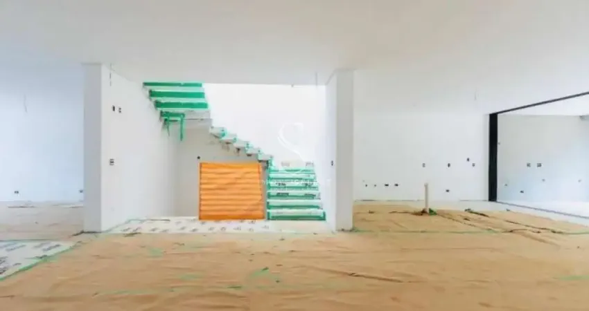 Cond. Hípica Max Garden, Sobrado de 845,83m² com 4 sutes, 6 vagas na Chácara Santo Antônio.