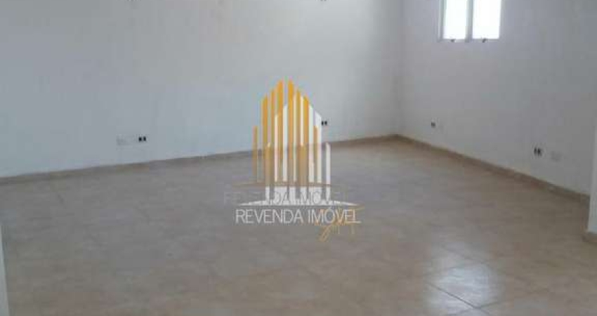 SOBRADO COMERCIAL DE 413M², POSSUI 3 DORM, 7 SALAS, 5 BANHEIROS, E 4 VAGAS, Á VENDA NA REGIÃO SAÚDE.