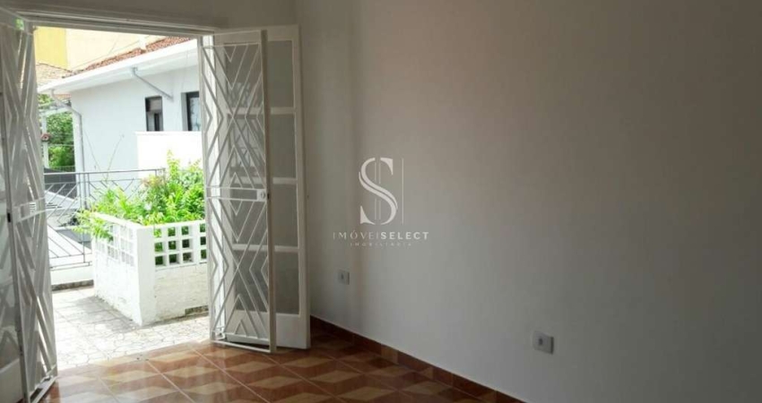 Casa Assobradada de 188m² com 4 dormr/1 suíte, 3 vagas no Jardim Aeroporto - Campo Belo - SP.