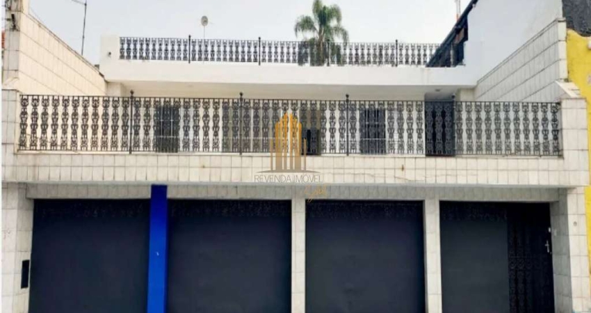 VILA DALVA, CASA SOBRADO DE 238M² COM 6 DORMITORIOS, 2 SUITES E 4 BANHEIROS E 6 VAGAS DE GARAGEM.