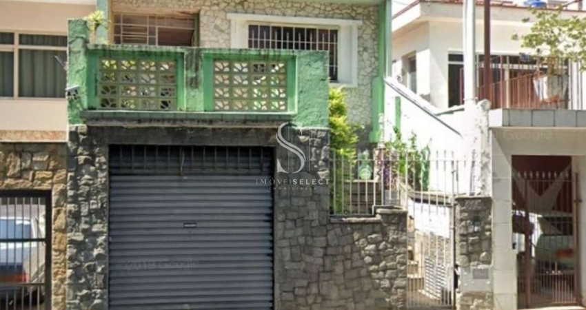 CASA ASSOBRADADA DE 198m² NA LAPA, COM 4 QUARTOS , 3 BANHEIROS E 1 VAGA Á VENDA