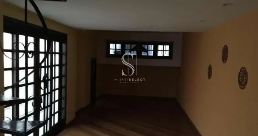 Saúde - Sobrado de 180m² com 3 dormitórios, 1 suíte e 2 vagas.