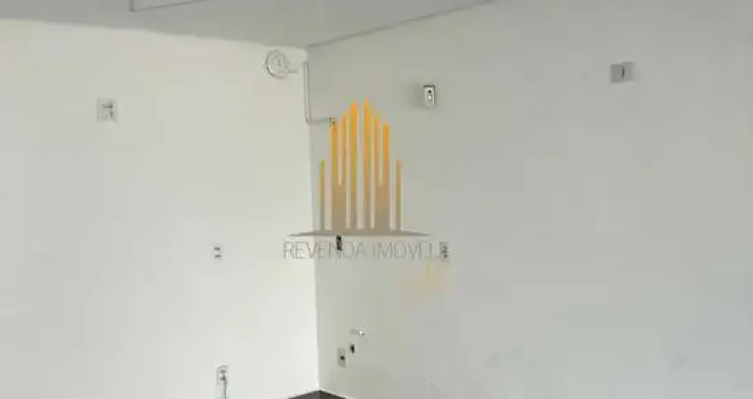 Ipiranga, Sobrado Comercial de 120m² com 3 salas, sem vaga.