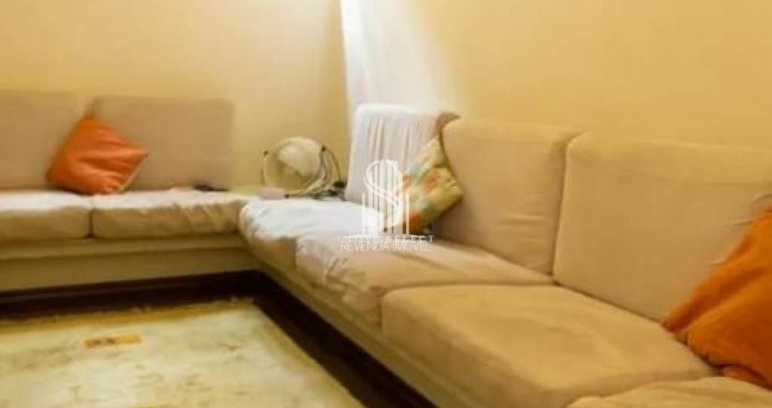 BROOKLIN - CASA RESIDENCIAL DE 300M² POSSUI 4 DORMITÓRIOS, 5 BANHEIROS E 5 VAGAS.