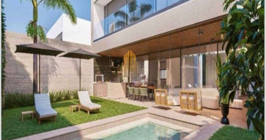 CONDOMÍNIO RESERVA DO ALTO EM ALTO DA BOA VISTA - CASA DE 786m² COM 4 SUITES (1 MASTER) E 6 VAGAS.
