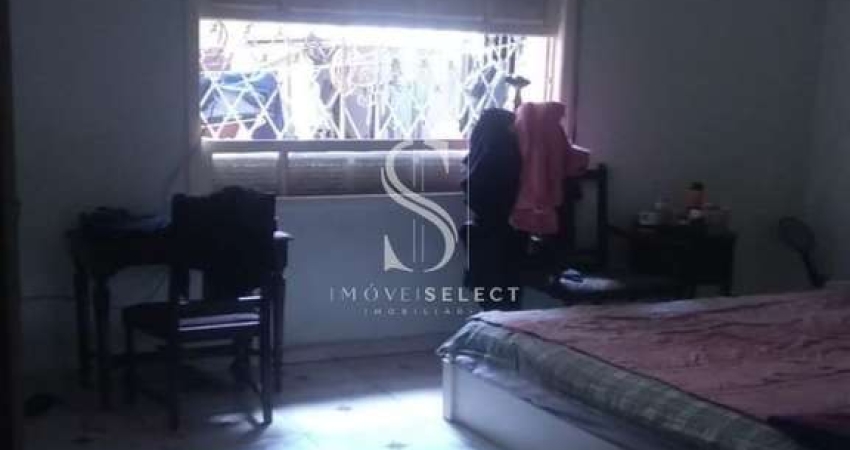 Casa de Rua na Bela Vista, de 315m² com 6 dormitórios, 2 ante salas e 2 salas, 2 cozinhas, 2 banheir