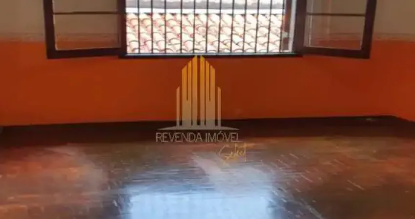 Campo Grande - Casa Assobradada, com 120m² com 2 banheiros, garagem com 2 vagas.