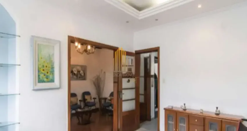 CASA ASSOBRADADA EM VILA ROMANA DE 400m² COM 4 DORMITÓRIOS , 5 BANHEIROS E 3 VAGAS Á VENDA