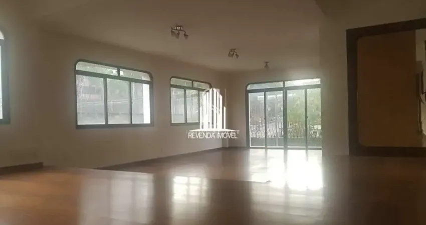 Apartamento a venda no Condomínio Ilha de Corfu no Morumbi com 3 dormitórios em 234m²  Apartamento a