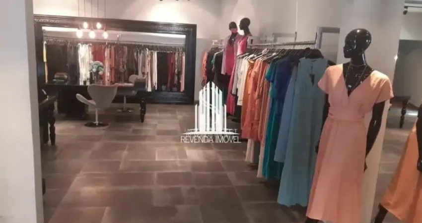 Loja Comercial de 350m² com 5 salas, 3 banheiros, 3 vagas na Vila Nova Conceição - São Paulo.