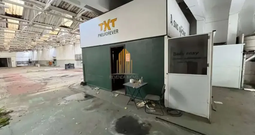 Higienópolis -  Galpão Comercial de 910m² com 2  banheiros.