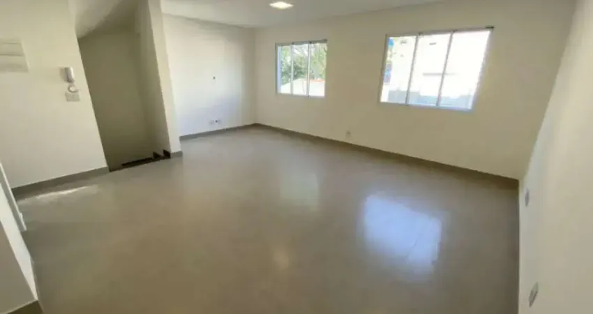 Saúde - Casa de condominio fechado de 95m² com 2 suites, 3 banheiros e 2 vagas