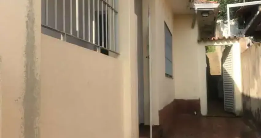 Alto da Lapa, Casa Residencial de 280m² com 2 dormitórios, 1 vaga.
