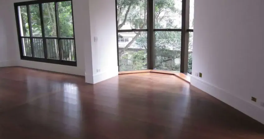 Maison Saint Laurent na Vila Nova Conceição, Apartamento de 210,23m² com 3 suítes, 3 vagas.