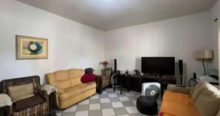 Cambuci, Casa Residencial de 125m² com 3 dormitórios, sem vaga.