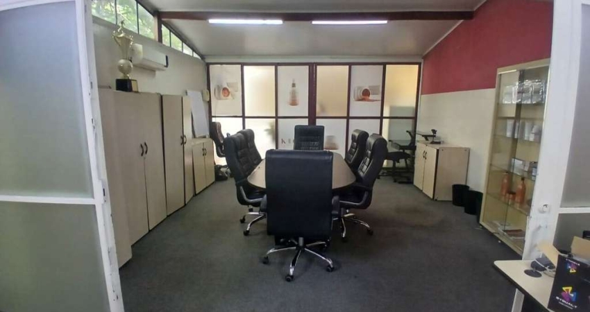 Perdizes, Sobrado Residencial/Comercial de 279m² com 3 dormitórios, 1 suíte, 3 vagas.