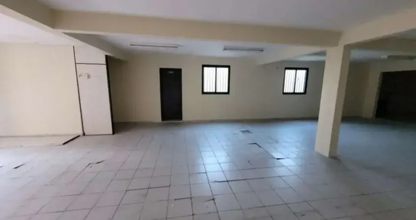 Vila Maria, Prédio Comercial de 650m² com 10 vagas.
