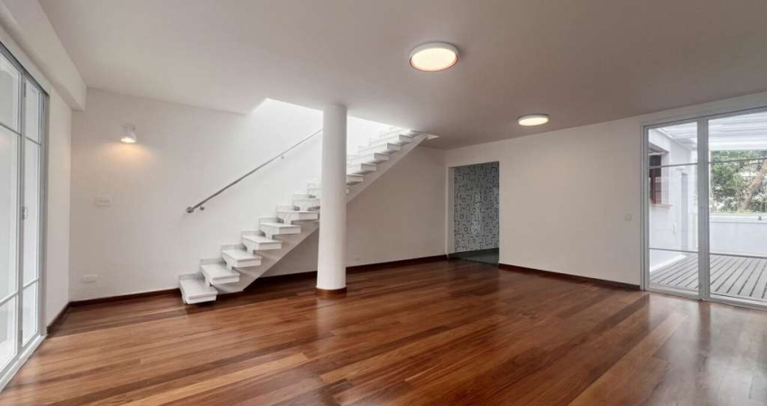 Perdizes, Sobrado Residencial de 240m² c om 3 dormitórios, 1 suíte.
